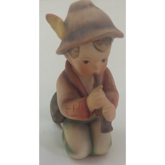 Hummel Figurine “Little Tooter” – Goebel Germany Collectible Vintage - Picture 5 of 8